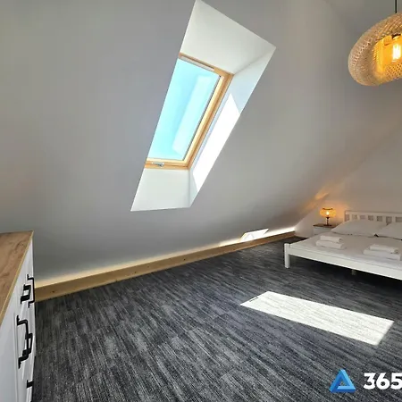 Apartment 365pam - Sunny - Dwa Osmioosobowe Lofty Z Antresola - Klimatyzacja, Parking W Cenie Ustronie Morskie